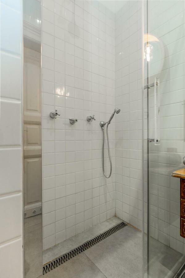 Luxury Twin 1-Bedroom In Kazinczy Street Budapest Extérieur photo