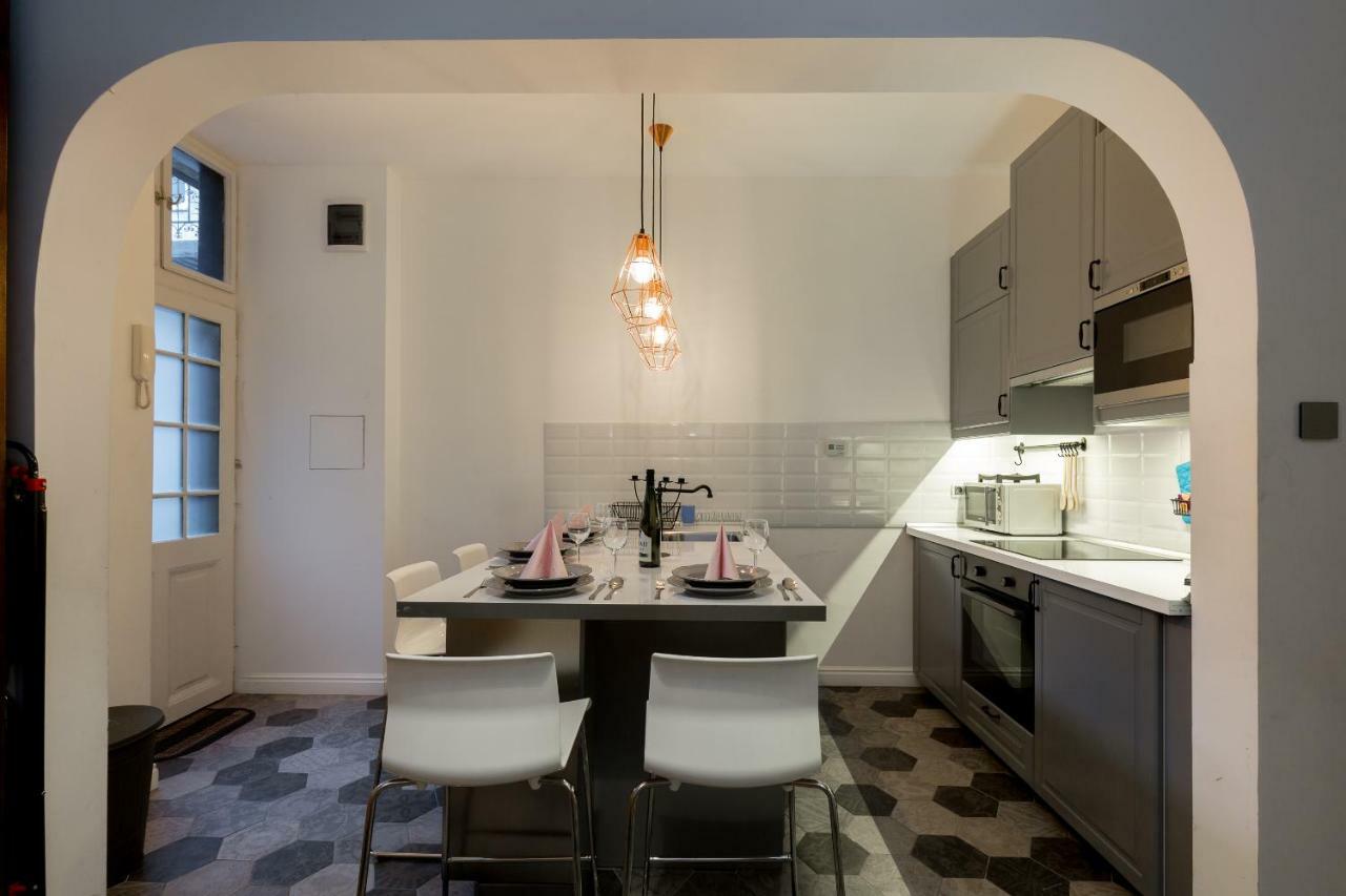 Luxury Twin 1-Bedroom In Kazinczy Street Budapest Extérieur photo